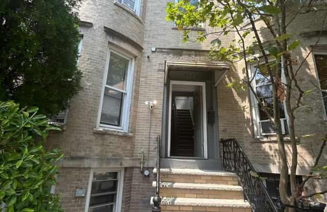 2 Bedroom Apartment in Brooklyn - 144 East 35th Street, Brooklyn, NY 11203