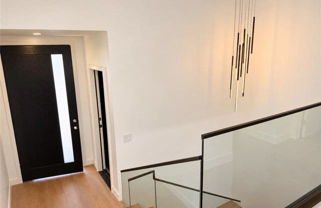 635 Vista Bonita Gallery 2