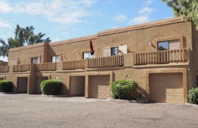 2049 W. Bloomfield Rd.  # 3 - 2049 West Bloomfield Road, Phoenix, AZ 85071