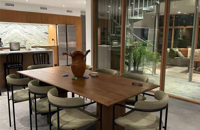 25 Sloop Walk Gallery 3