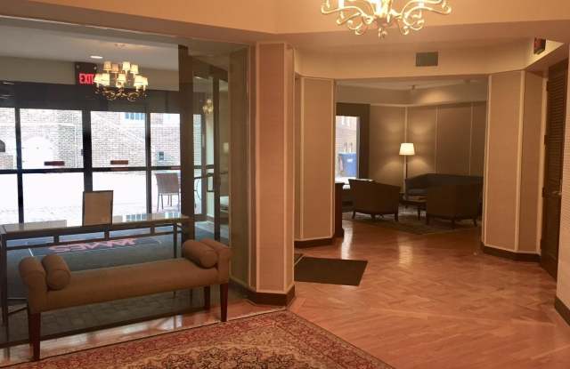 1077 30TH Street NW Gallery 3