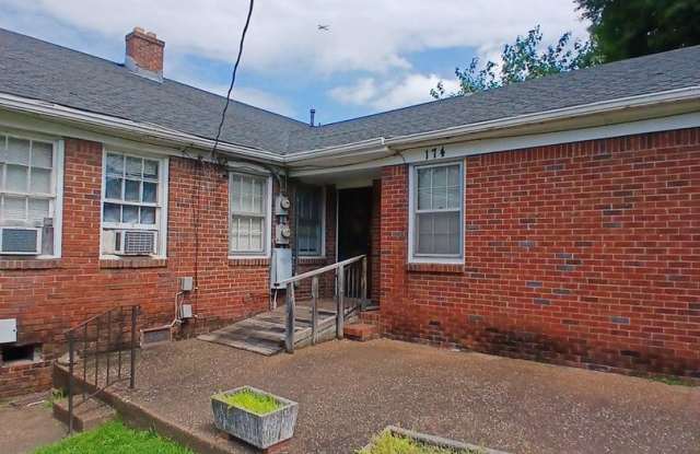 Charming Studio Apartment - Parkway Village Area photos photos