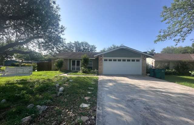 CUTE 3/2 NESTLED ON A CORNER LOT IN CONVERSE, TX W/ EASY ACCESS TO RANDOLPH AFB, FT. SAM, FORUM SHOPPING, 35, 1604,  I-10 photos photos