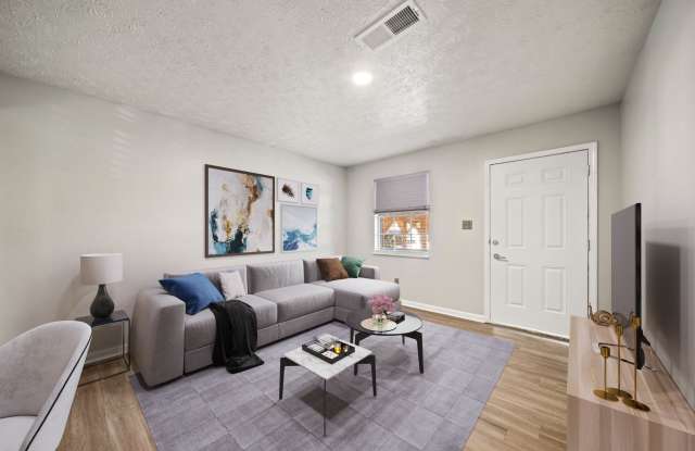 Woodland Falls Apartments Gallery 2
