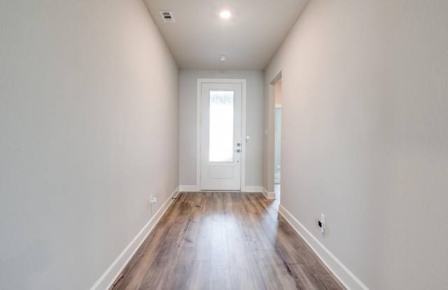 1009 Calhoun Drive Gallery 4