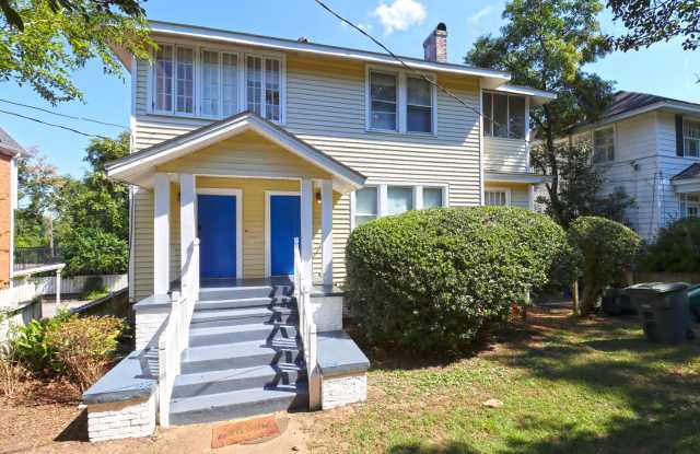 Charming 3 Bedroom Downtown Living in University Hill – 1016 Laurens Street photos photos
