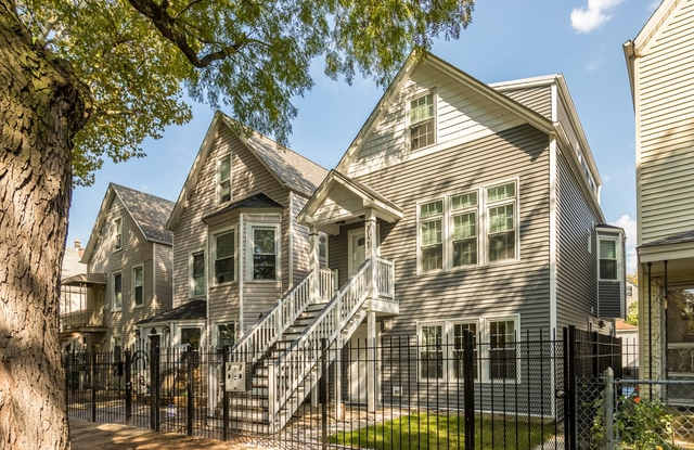 3121 North Monticello Avenue Gallery 2