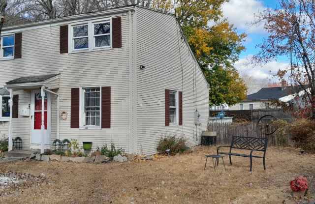 22 Suffolk Drive - 22 Suffolk Drive, East Hartford, CT 06118