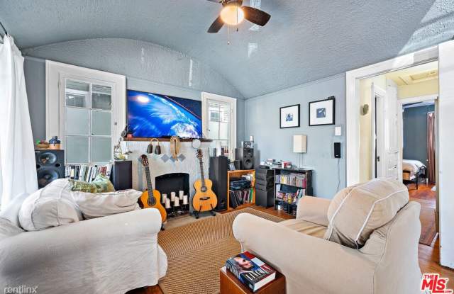 508 E Tujunga Ave Gallery 4