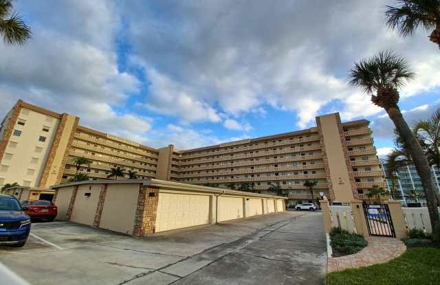 1830 N Atlantic Avenue photos photos