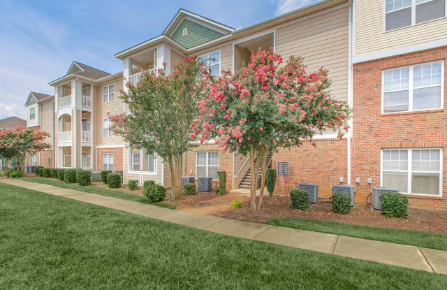 Heather Ridge Apartments Gallery 3