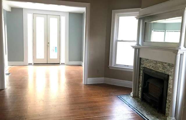 165 Anderson Place Gallery 2