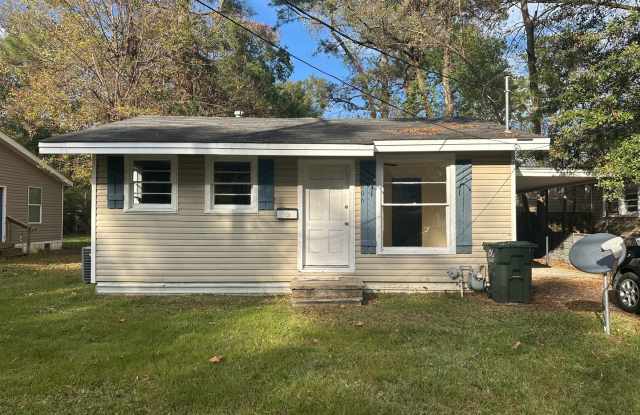 Cute 3 bedroom house! - 606 Wilmuth Street, Monroe, LA 71201