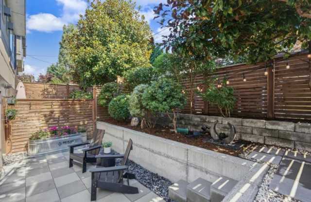 6534 42nd Ave. SW #B Gallery 4