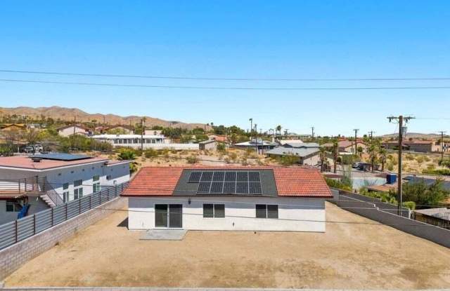12795 Casa Loma Road Gallery 3