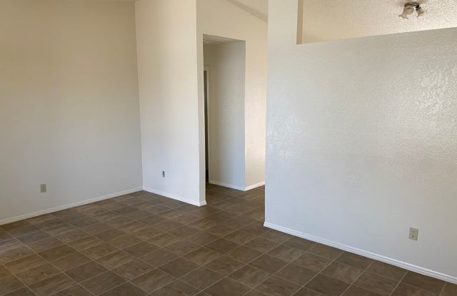 2 bed one bath apartment at Greenfield and University Gallery 4