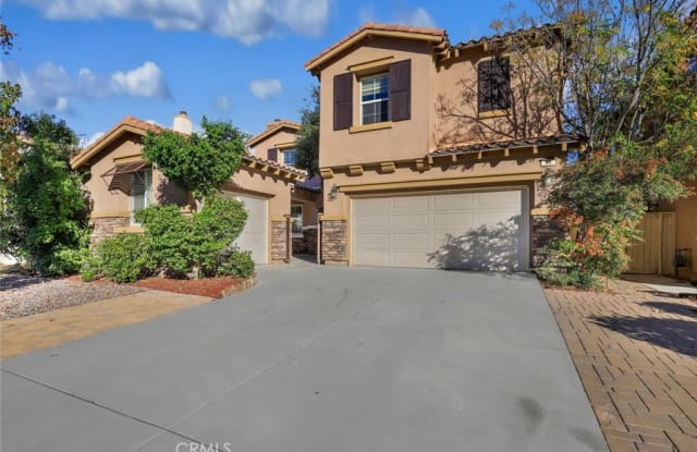 23 Plaza Lucerna - 23 Plaza Lucerna, Lake Elsinore, CA 92532