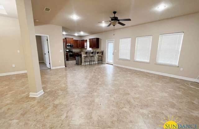 6054 Diamante Drive Gallery 2