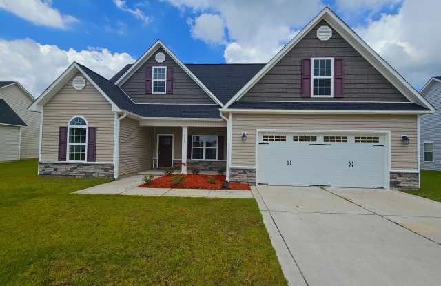 3 BD 3 BA in Onslow Bay - 715 Hope Dexter Drive, Piney Green, NC 28546