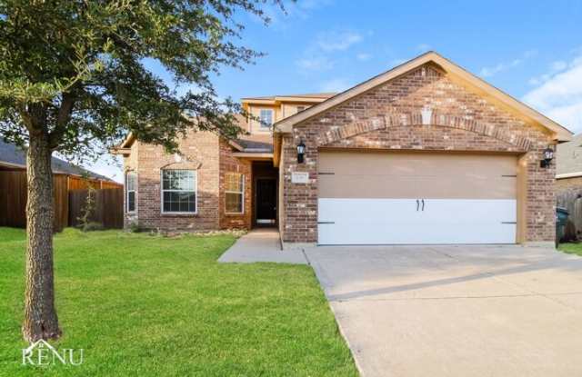 136 Eider Drive - 136 Eider Drive, Sanger, TX 76266