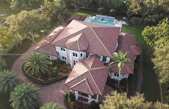 7815 SW 120th St - 7815 Southwest 120th Street, Pinecrest, FL 33156