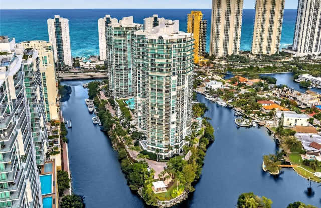 16500 Collins Ave photos photos