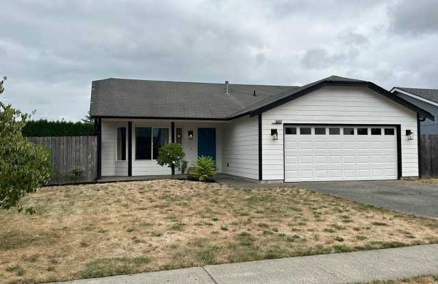 Cozy 3-bedroom rambler in Village Green available now! photos photos