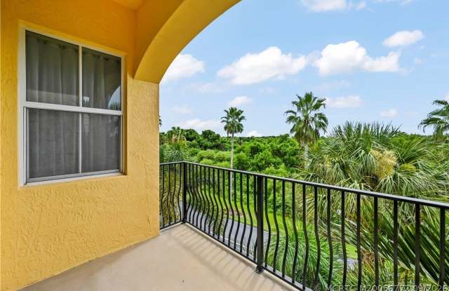 226 Ocean Bay Drive Gallery 4