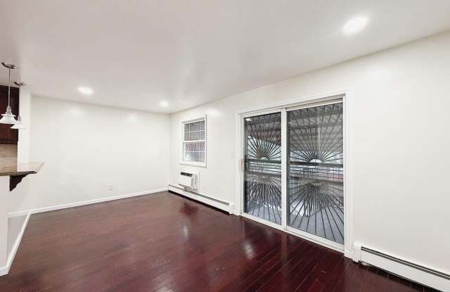 20 N PORTLAND Avenue Gallery 4