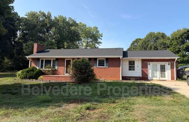 4137 High Point Rd photos photos