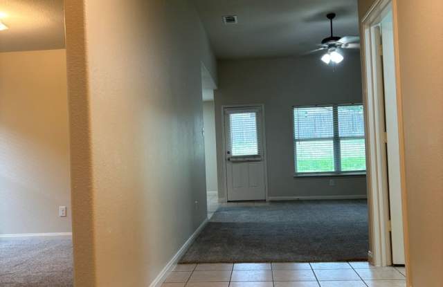 Modern home-rural living! GREAT VALUE!!! Gallery 4