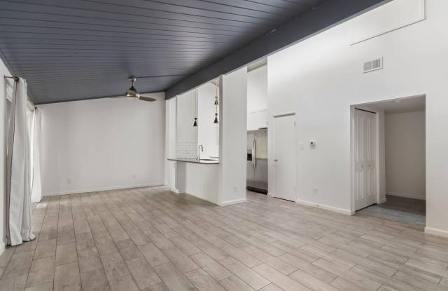1815 Independence Boulevard Gallery 3
