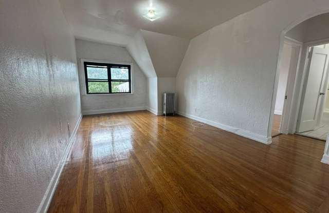 17  Coligni Ave - 17 Coligni Avenue, New Rochelle, NY 10801