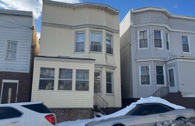 121 CARTERET AVE photos photos