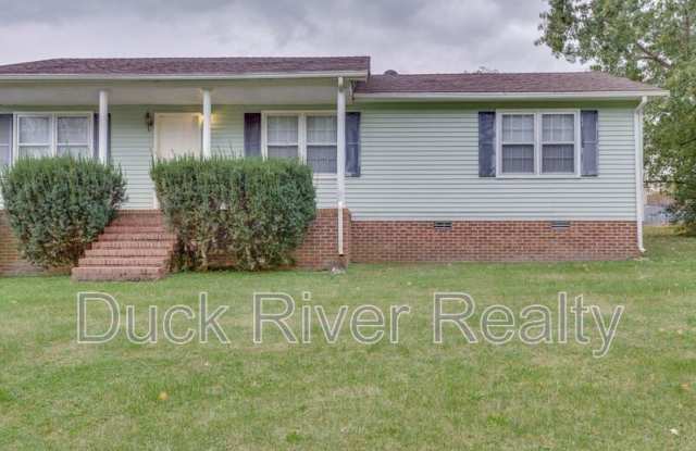 525 Woods Dr photos photos