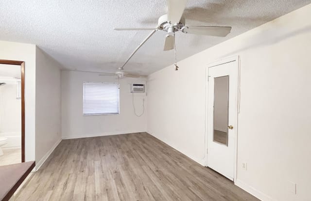 1041 SE Monterey Rd., Apt B5 photos photos