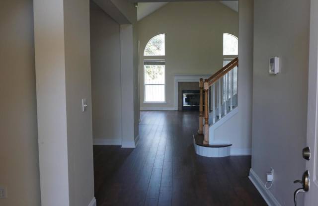 392 JOHNS CREEK PKWY Gallery 4