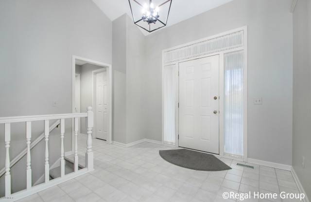 4955 N Quail Crest Drive SE Gallery 2