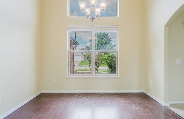 4302 SW Brownstone Avenue Gallery 4