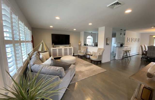 21 W Gilmar Cir Gallery 3