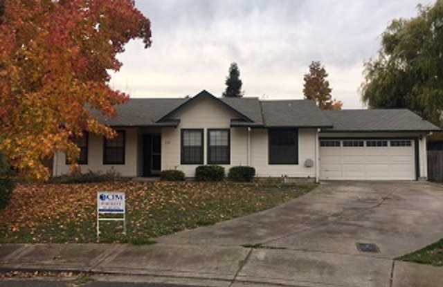 Spacious 3 bedroom 2 bathroom single level home in cul de sac photos photos