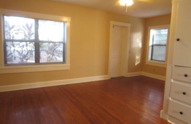 2036 12th St N Apt A Gallery 4