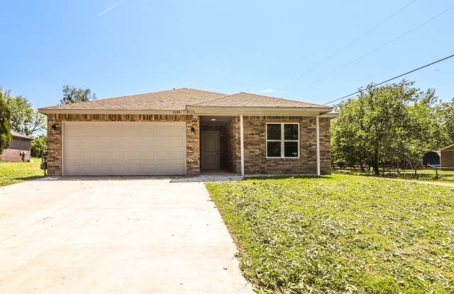 Beautiful new construction with nice amenities with a country feel photos photos