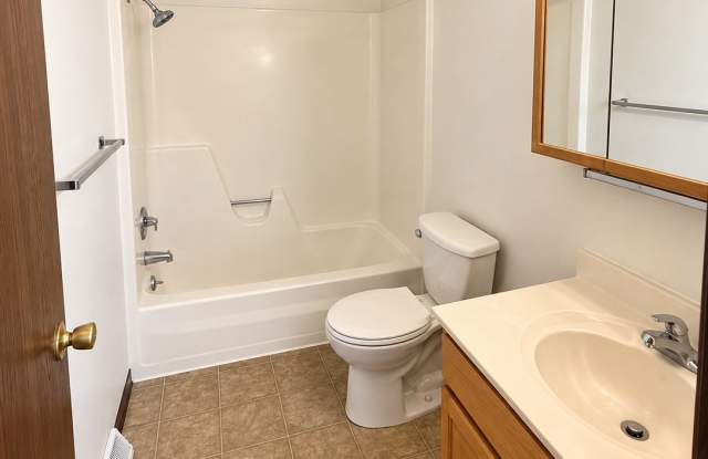 5709 Dahlia Boulevard Gallery 3