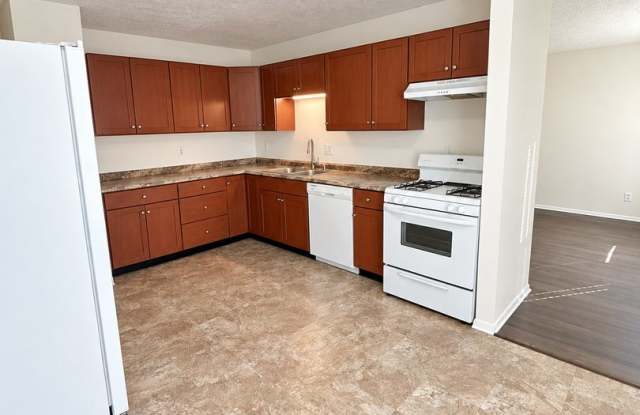4413 Chisholm Trail Gallery 4