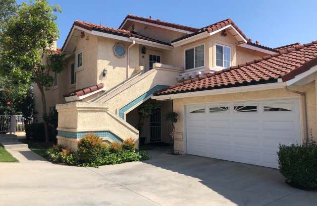 Spacious Unit Overlooking the RSM Beach Club! photos photos