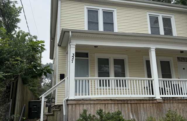 325 Clinton St photos photos