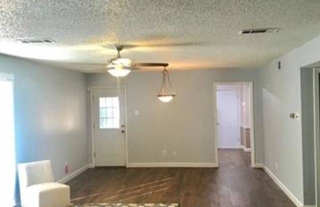 4959 Thunder Road Gallery 2