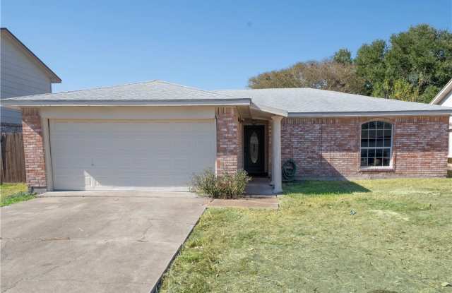 3721 N Creek Circle photos photos