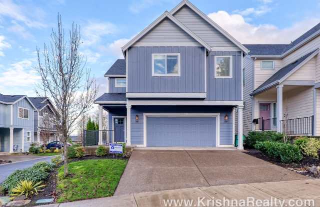 Beautiful 4 BD | 2.5 BA | Single-Family Home Located On Corner Lot | Charming Home in a Quiet Beaverton Neighborhood *Great Location* - 17539 SW Sunview Ln, Washington County, OR 97007
